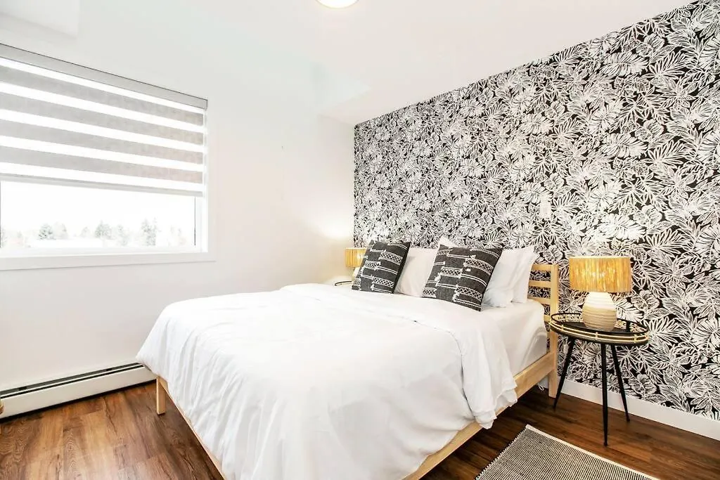 Bali Vibes Suite, Secure Ug Parking, 5 Min To Dt & Rogers Place, Long Stays, Fast Wifi Edmonton 0*,  Kanada