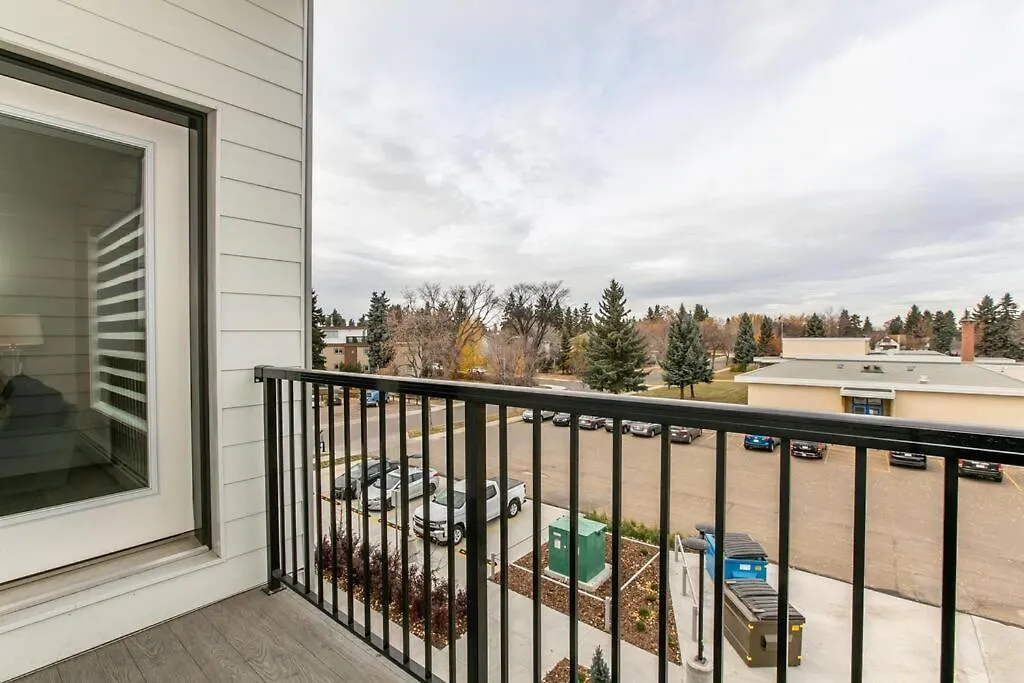 Apartman Bali Vibes Suite, Secure Ug Parking, 5 Min To Dt & Rogers Place, Long Stays, Fast Wifi Edmonton